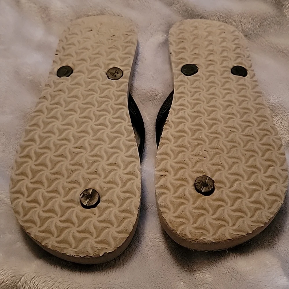 OLD NAVY Gray Camo Flip Flop Sandals - Size L